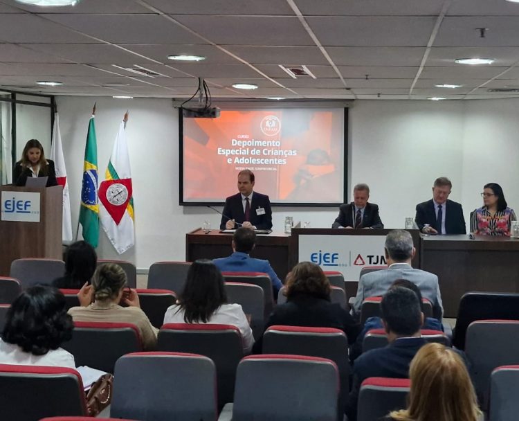 EJEF conclui 16ª turma do curso sobre depoimento especial de crianças e adolescentes