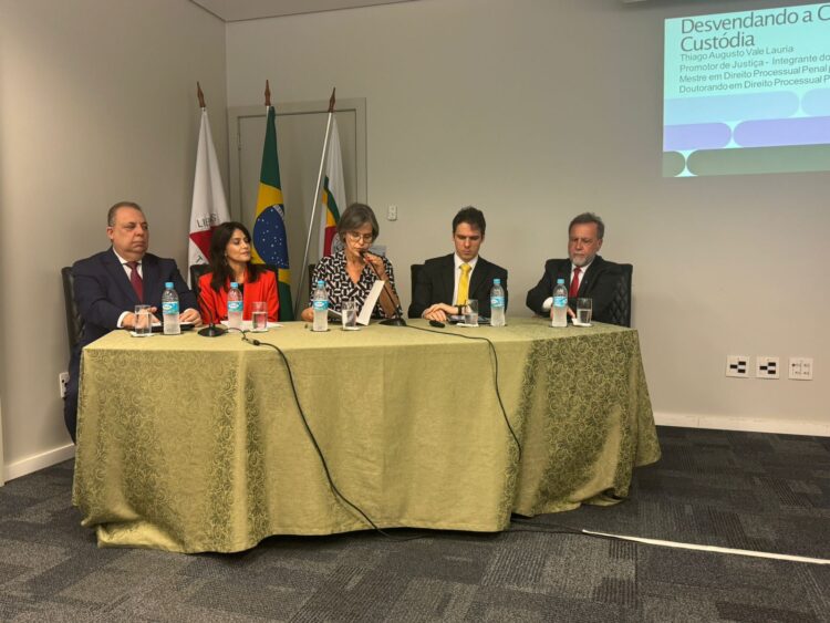 Programa Reflexões e Debates discute Cadeia de Custódia