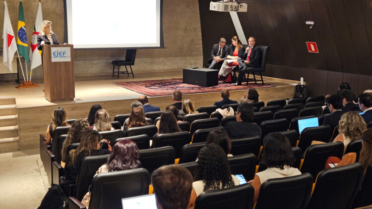 Curso da EJEF forma profissionais para depoimento especial de crianças e adolescentes