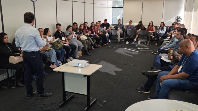 Curso de Justiça Restaurativa da EJEF forma facilitadores para círculos de paz