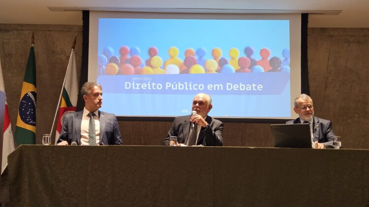 Seminário “Direito Público em Debate” discute desafios e atualizações da área jurídica